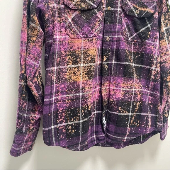 Angry Minnow Officially Licensed LA Lakers Purple FlannelSize Small